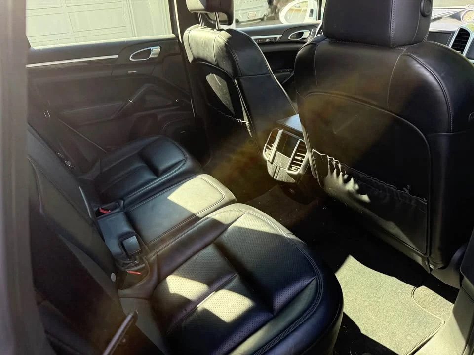 2016 Porsche 958 Cayenne S - Image 9 of 9