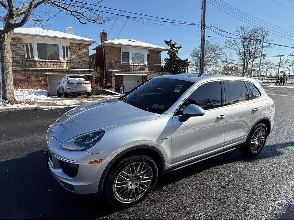 2016 Porsche 958 Cayenne S - Image 7 of 19