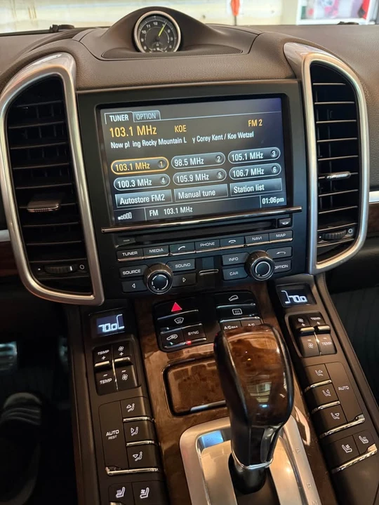 2016 Porsche 958 Cayenne - Image 19 of 20