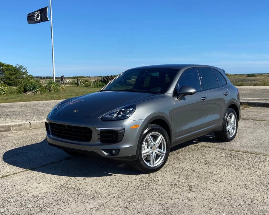 2016 Porsche 958 Cayenne S - Image 8 of 18