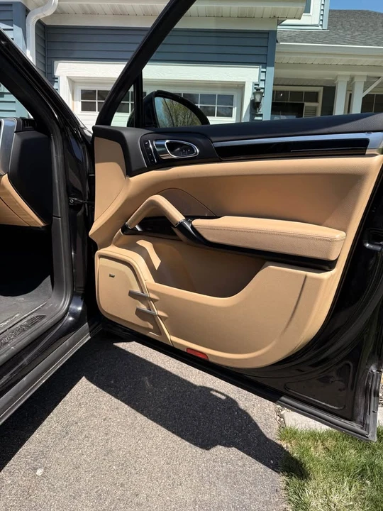 2016 Porsche 958 Cayenne S - Image 16 of 19