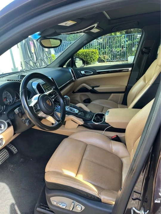 2016 Porsche 958 Cayenne S - Image 9 of 11