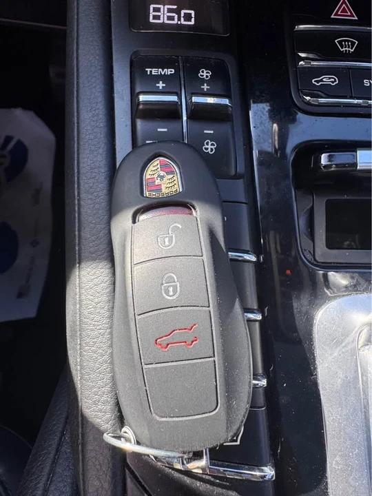2016 Porsche 958 Cayenne S - Image 19 of 19