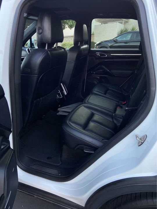 2016 Porsche 958 Cayenne S - Image 5 of 5