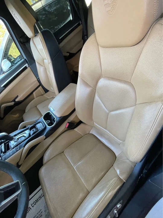 2016 Porsche 958 Cayenne S - Image 10 of 19