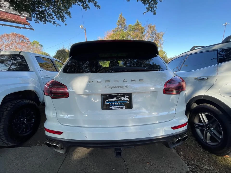 2016 Porsche 958 Cayenne S - Image 6 of 19