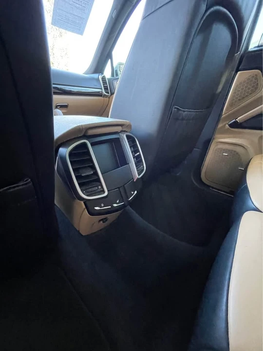 2016 Porsche 958 Cayenne S - Image 18 of 19