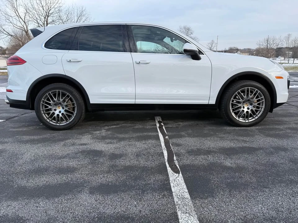 2016 Porsche 958 Cayenne S - Image 19 of 19