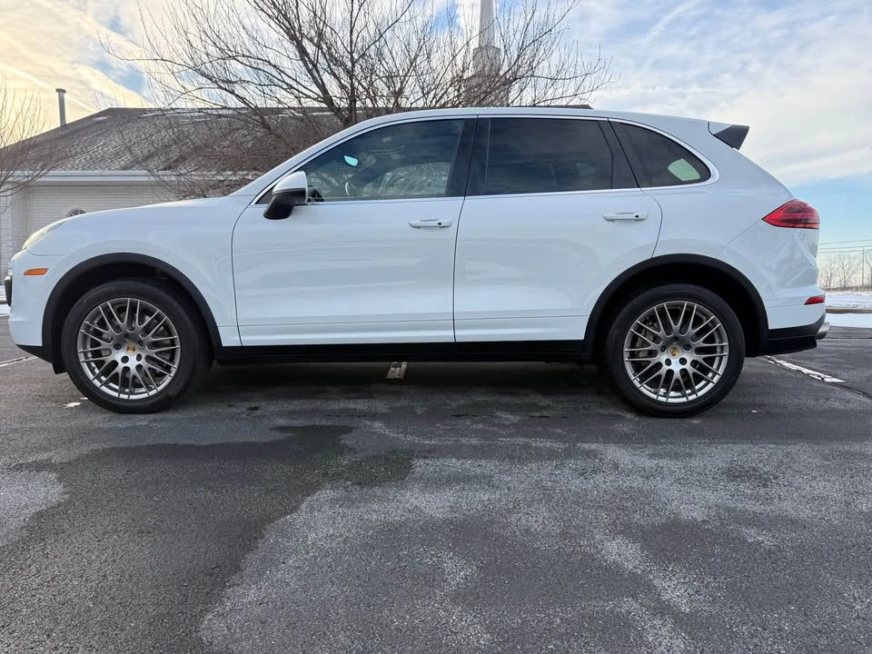 2016 Porsche 958 Cayenne S - Image 2 of 19