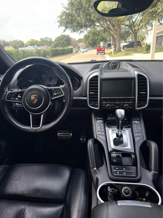 2016 Porsche 958 Cayenne S - Image 8 of 12
