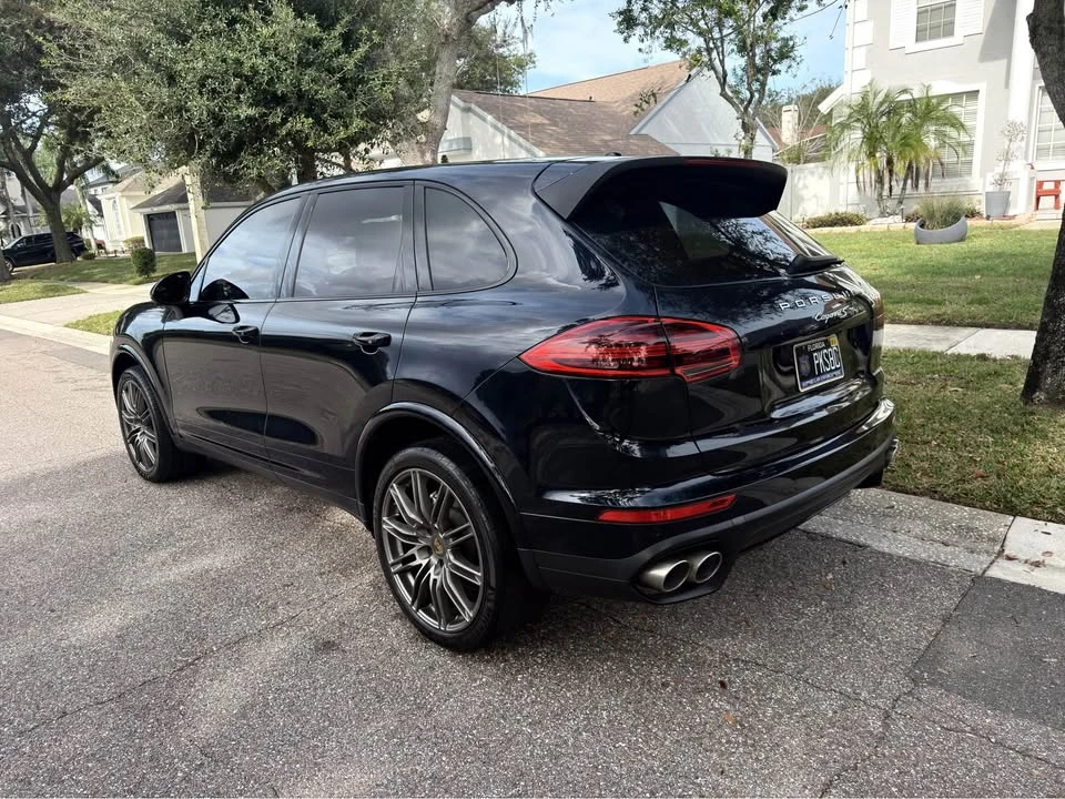 2016 Porsche 958 Cayenne S - Image 6 of 12