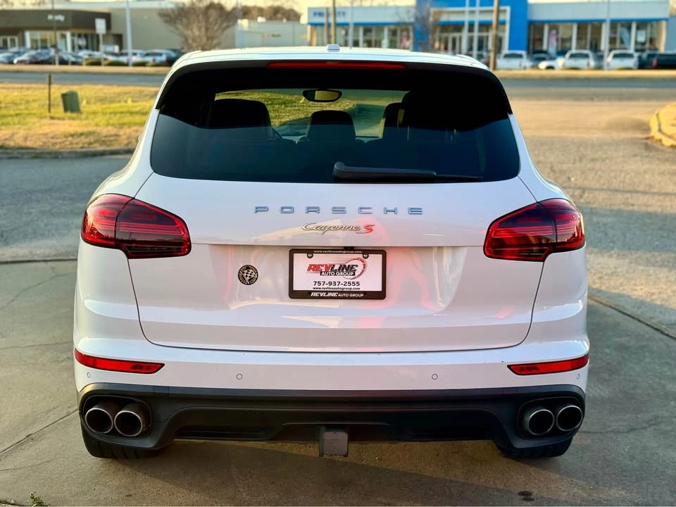 2016 Porsche 958 Cayenne S - Image 5 of 20