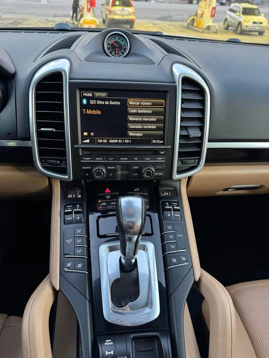 2016 Porsche 958 Cayenne S - Image 15 of 19