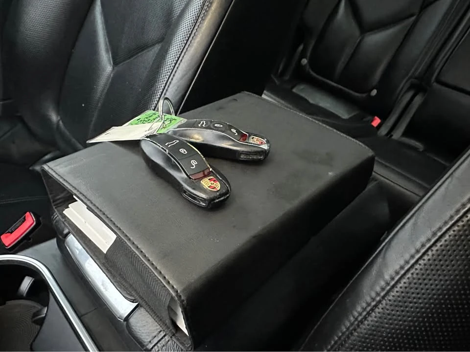 2016 Porsche 958 Cayenne S - Image 17 of 17