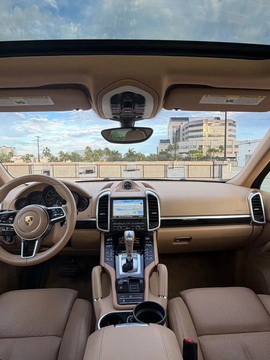 2016 Porsche 958 Cayenne S - Image 18 of 19