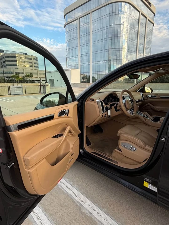 2016 Porsche 958 Cayenne S - Image 15 of 19