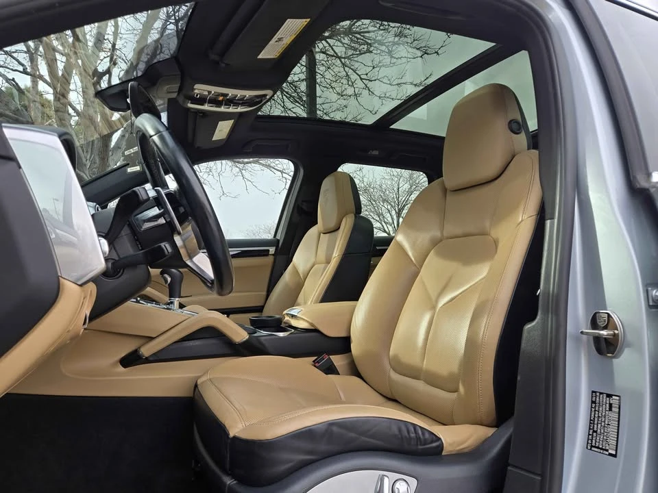 2016 Porsche 958 Cayenne S - Image 17 of 19
