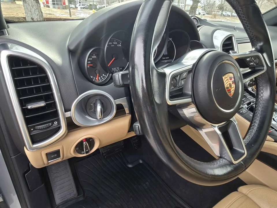 2016 Porsche 958 Cayenne S - Image 12 of 19
