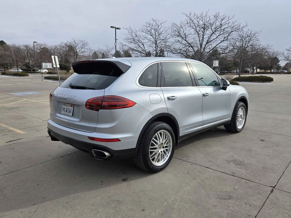 2016 Porsche 958 Cayenne S - Image 4 of 19
