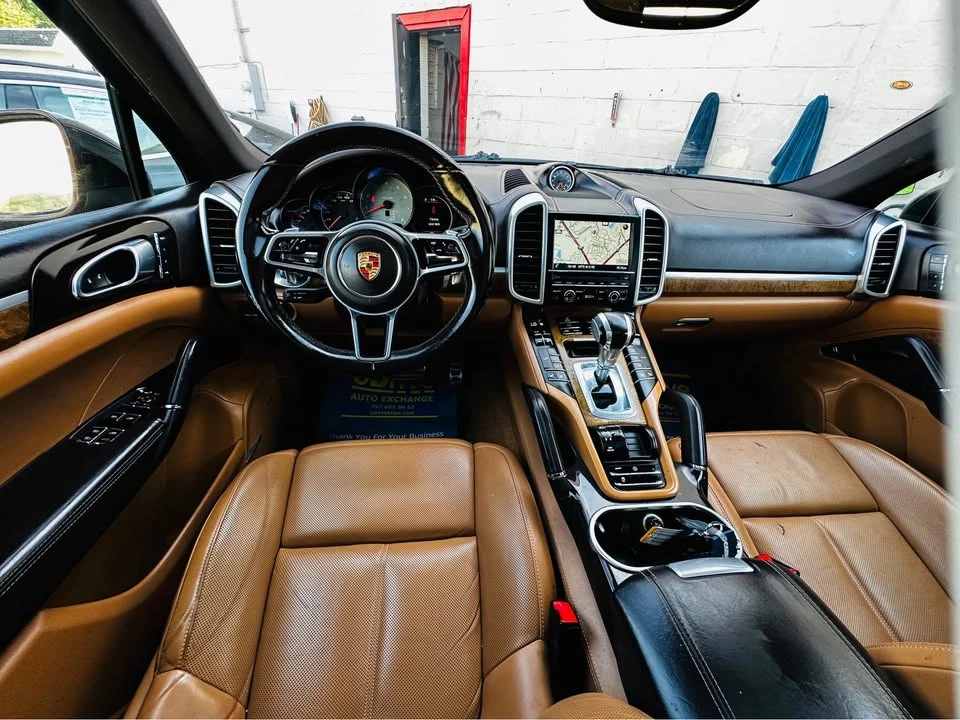 2016 Porsche 958 Cayenne S - Image 15 of 20