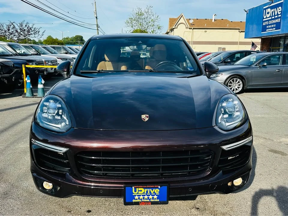 2016 Porsche 958 Cayenne S - Image 2 of 20
