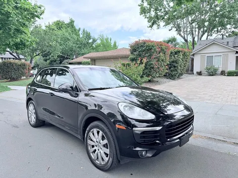 2016 Porsche Cayenne S