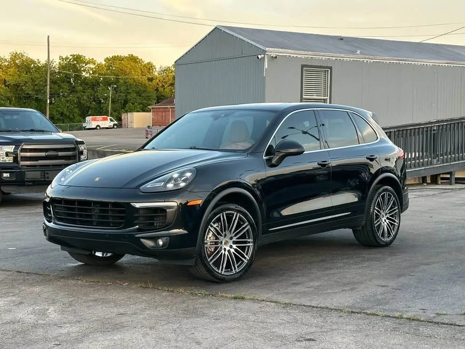 2016 Porsche 958 Cayenne S - Image 2 of 20