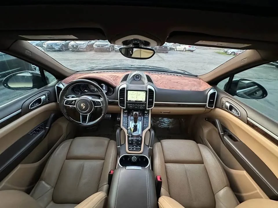 2016 Porsche 958 Cayenne S - Image 20 of 20