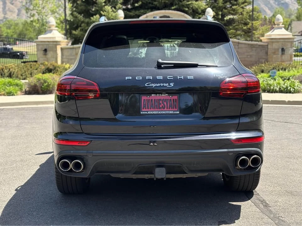 2016 Porsche 958 Cayenne S - Image 4 of 16