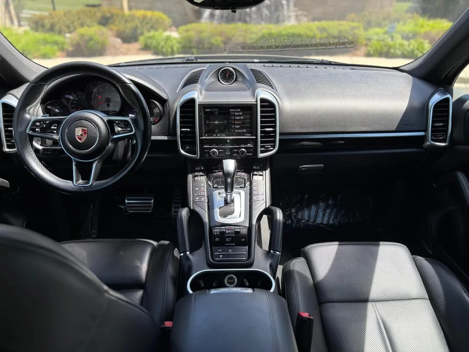 2016 Porsche 958 Cayenne S - Image 13 of 16