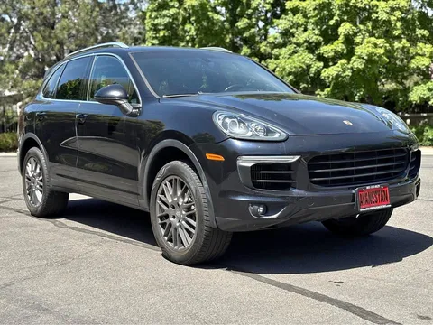2016 Porsche Cayenne S