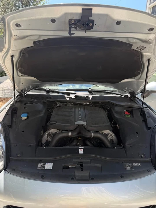 2016 Porsche 958 Cayenne S - Image 20 of 20