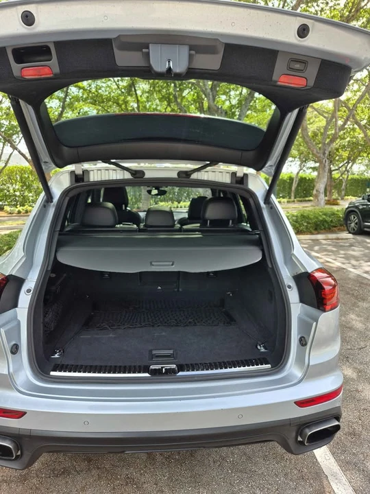 2016 Porsche 958 Cayenne - Image 5 of 17