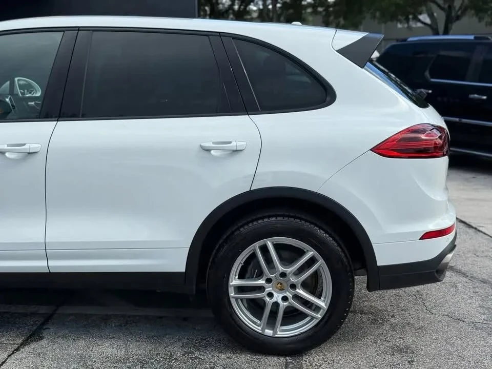 2016 Porsche 958 Cayenne - Image 7 of 20