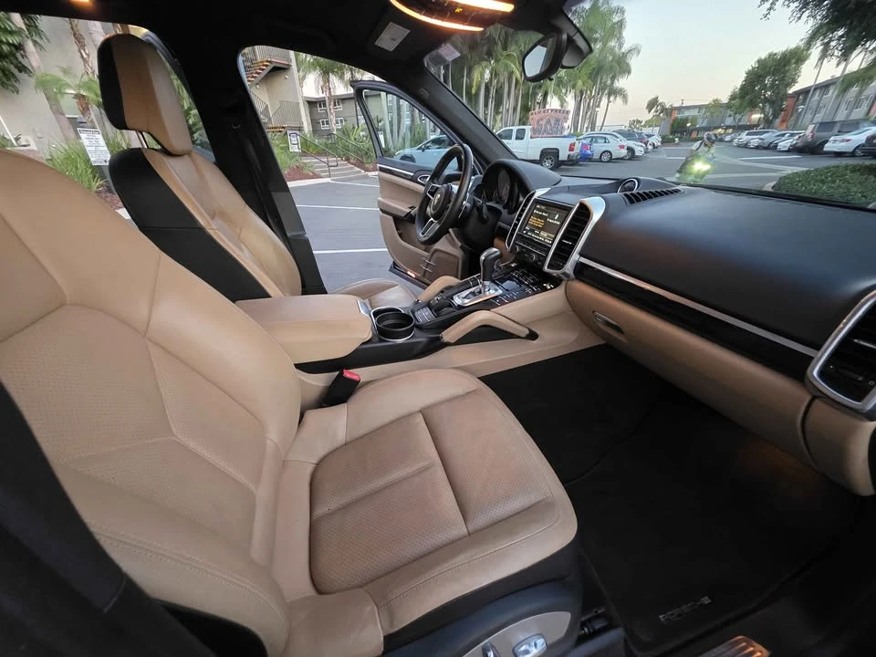 2016 Porsche 958 Cayenne - Image 7 of 18