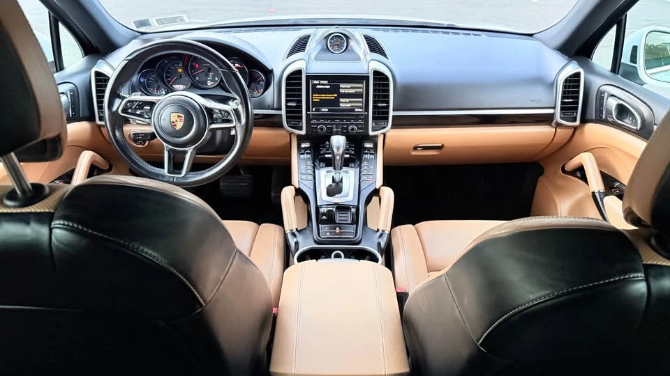 2016 Porsche 958 Cayenne - Image 15 of 17