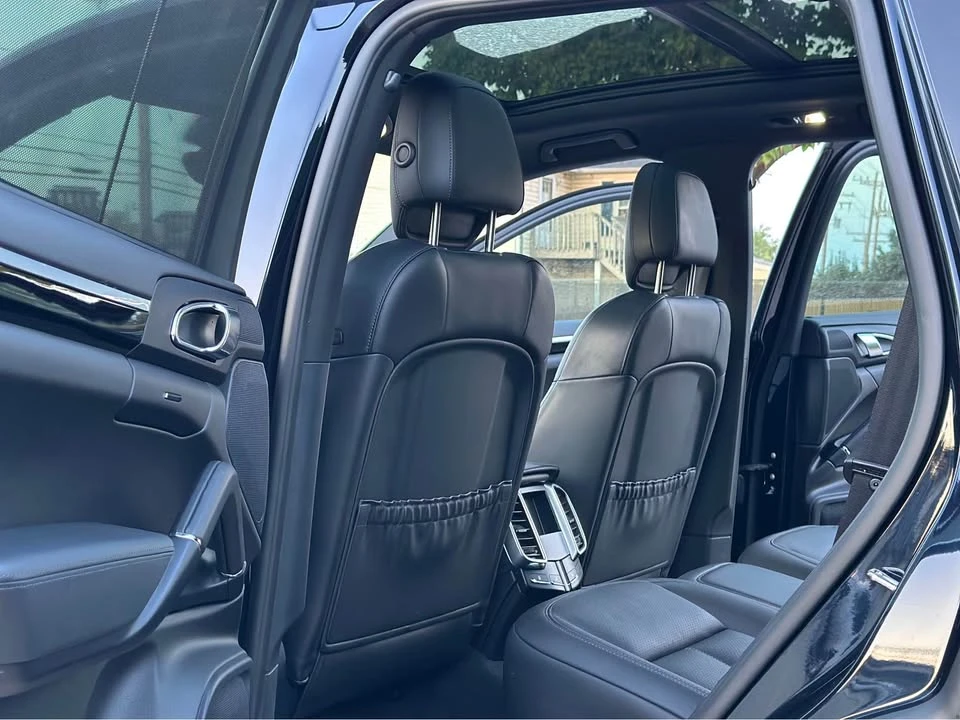 2016 Porsche 958 Cayenne - Image 10 of 11