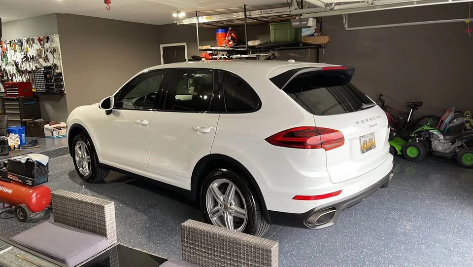 2016 Porsche 958 Cayenne - Image 2 of 6