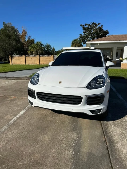 2016 Porsche 958 Cayenne - Image 6 of 17