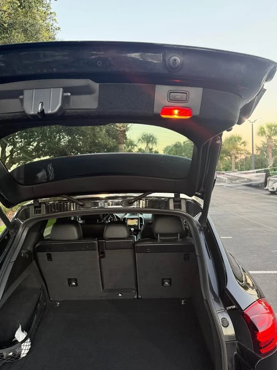 2016 Porsche 958 Cayenne - Image 7 of 20