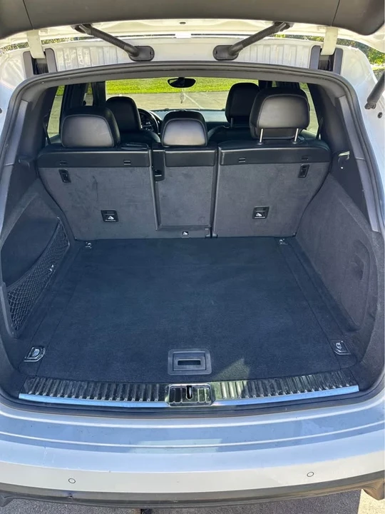 2016 Porsche 958 Cayenne - Image 13 of 17