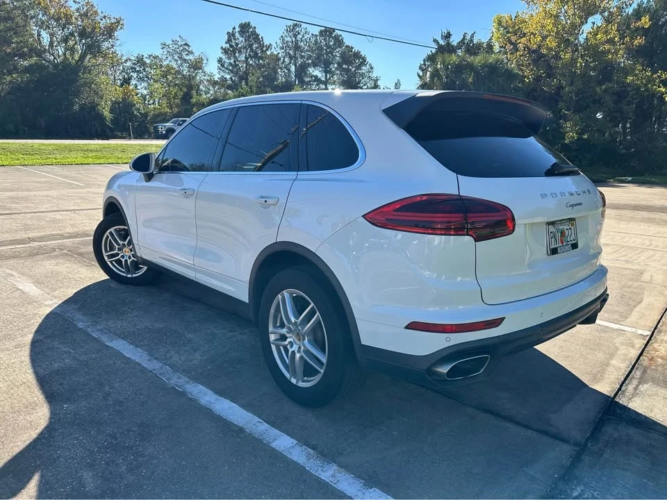 2016 Porsche 958 Cayenne - Image 4 of 17