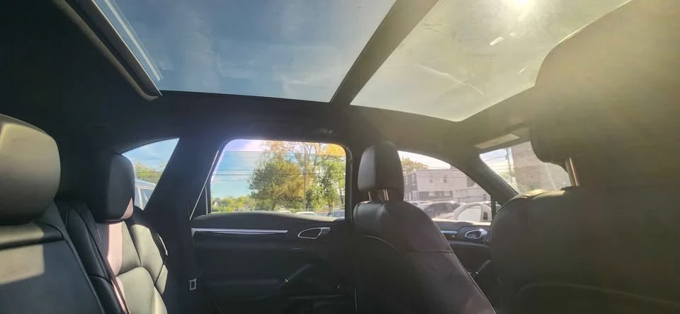 2016 Porsche 958 Cayenne - Image 7 of 18