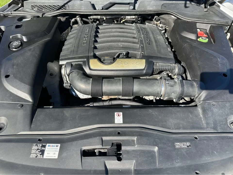 2016 Porsche 958 Cayenne - Image 14 of 17