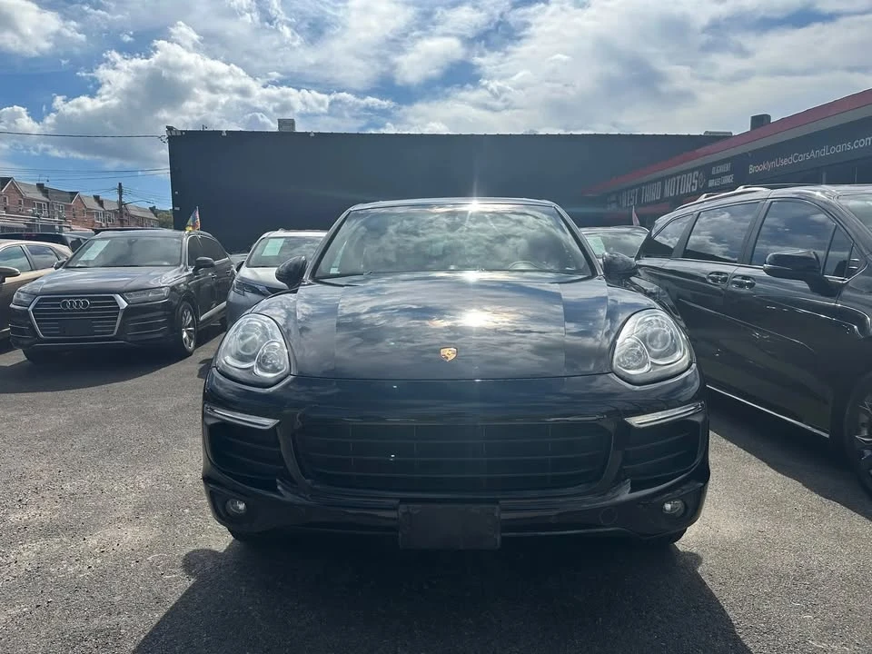 2016 Porsche 958 Cayenne - Image 2 of 10