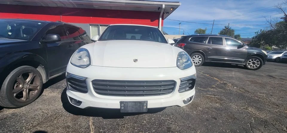 2016 Porsche 958 Cayenne - Image 3 of 18