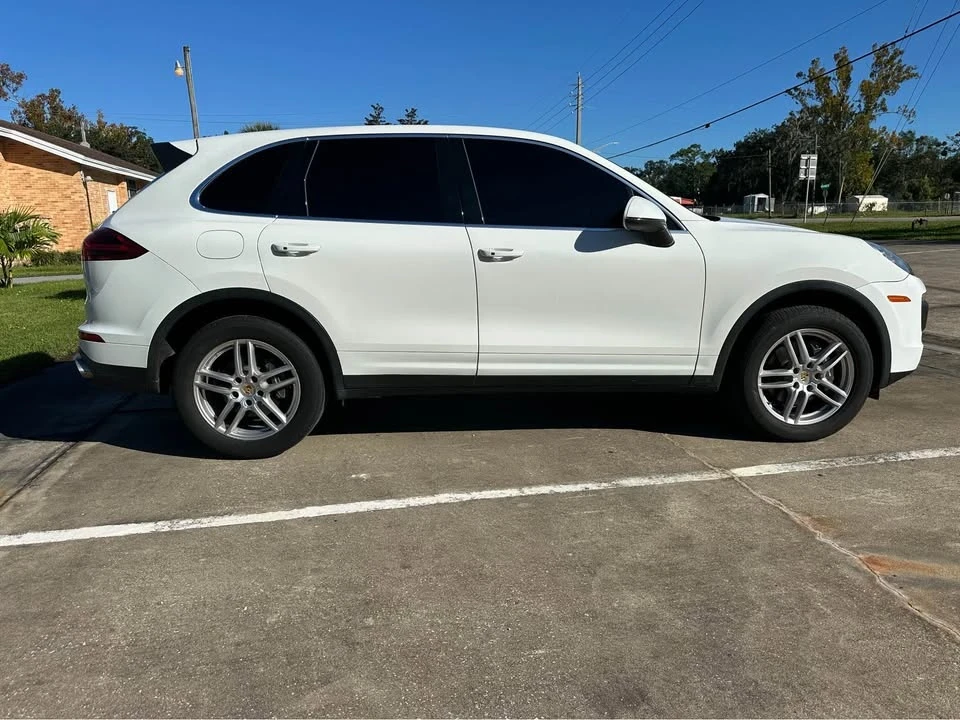 2016 Porsche 958 Cayenne - Image 7 of 17