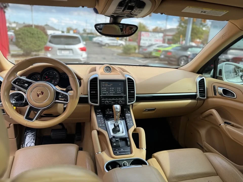2016 Porsche 958 Cayenne - Image 4 of 11