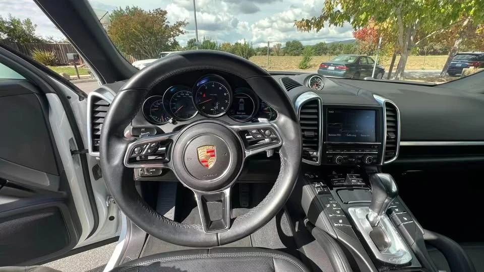 2016 Porsche 958 Cayenne - Image 14 of 20