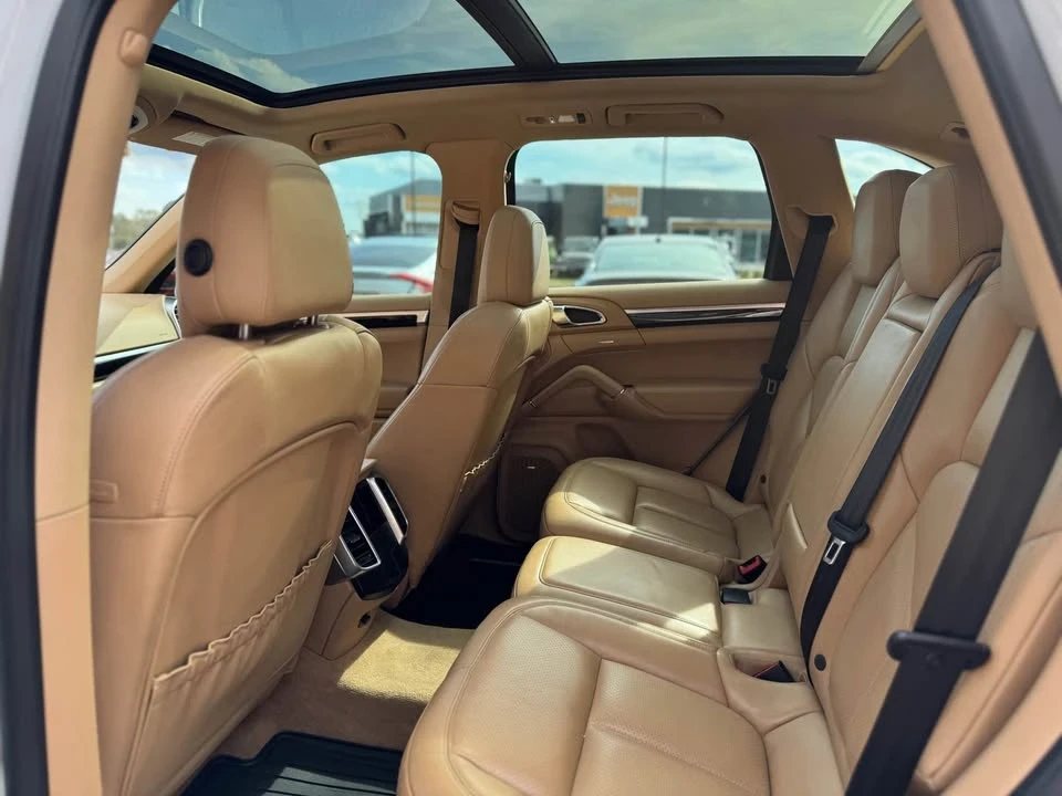 2016 Porsche 958 Cayenne - Image 6 of 11